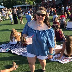 Meet your Posher, Jenn